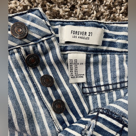 Forever 21 Stripe Shorts - Picture 2 of 3